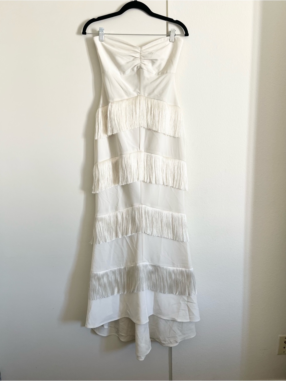 NWT! House of Harlow 1960 x REVOLVE Hera Fringe Maxi Dress in Ivory - Picture 4 of 5